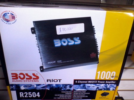 Amplificador 1000 watts 4 channel $80.000